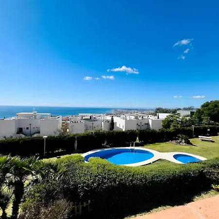 Alanzana Vista Al Mar Y Piscina Reserva Del Higueron Benalmadena Malaga Exterior photo